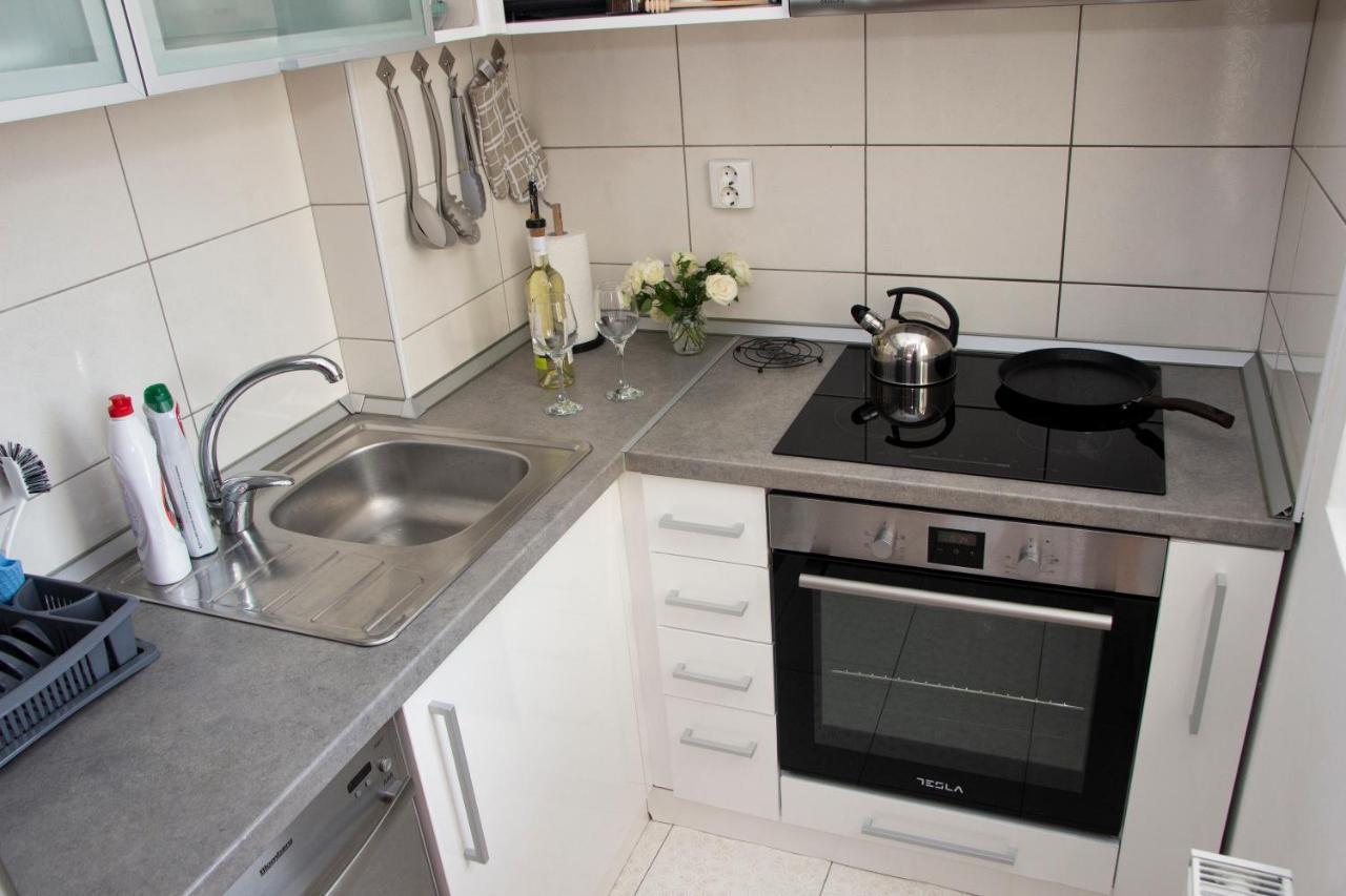 Apartman Mia Centar ครูเชวัซ ภายนอก รูปภาพ