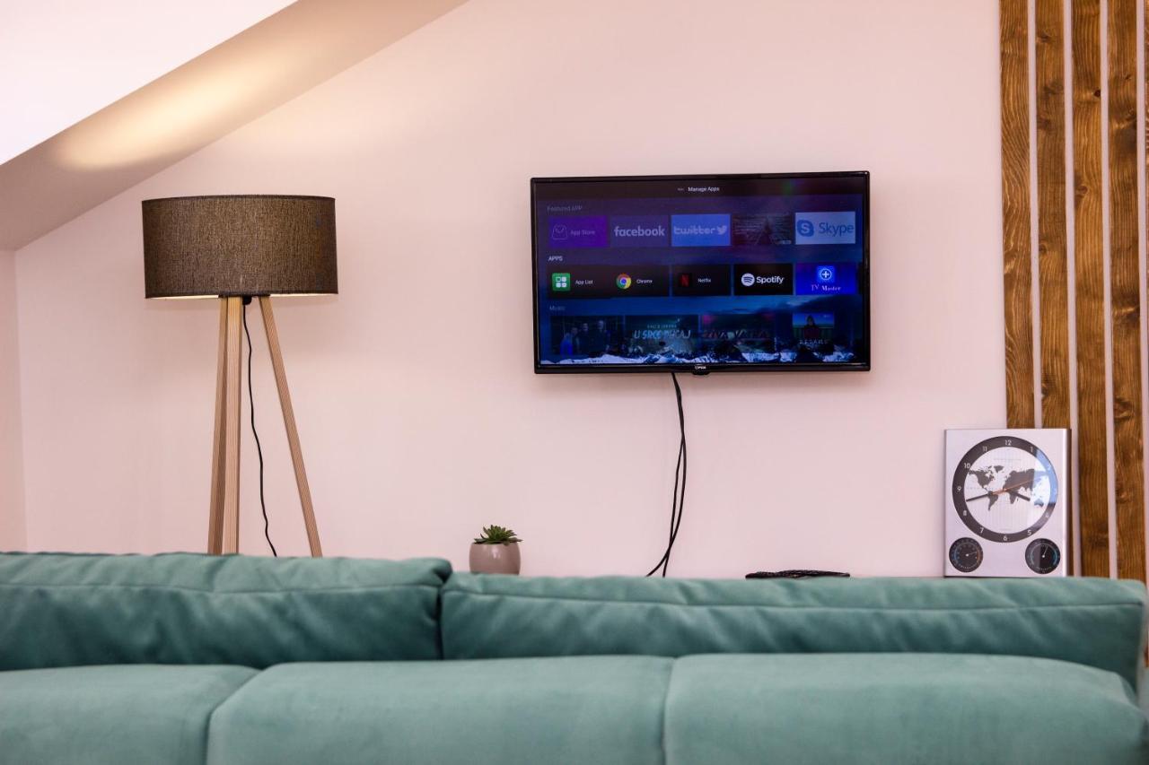 Apartman Mia Centar ครูเชวัซ ภายนอก รูปภาพ