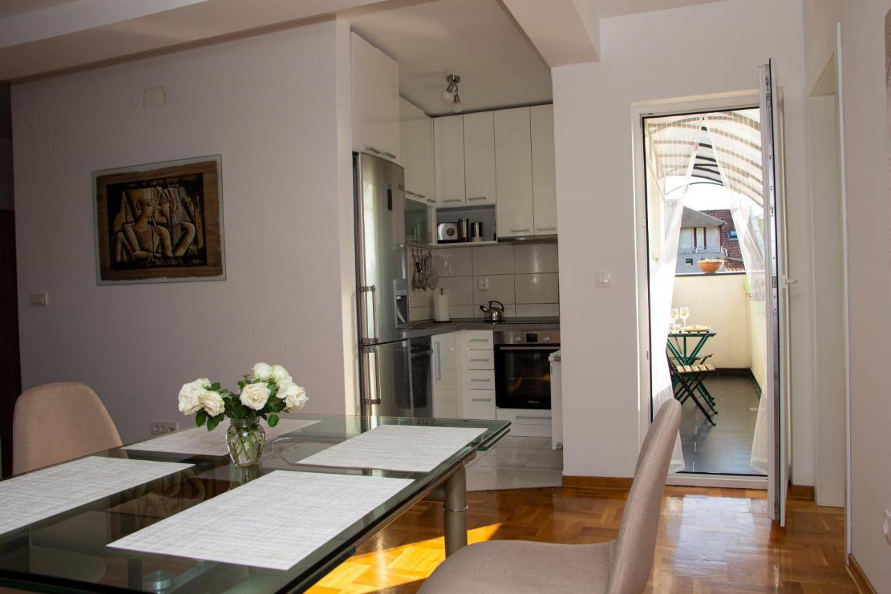 Apartman Mia Centar ครูเชวัซ ภายนอก รูปภาพ
