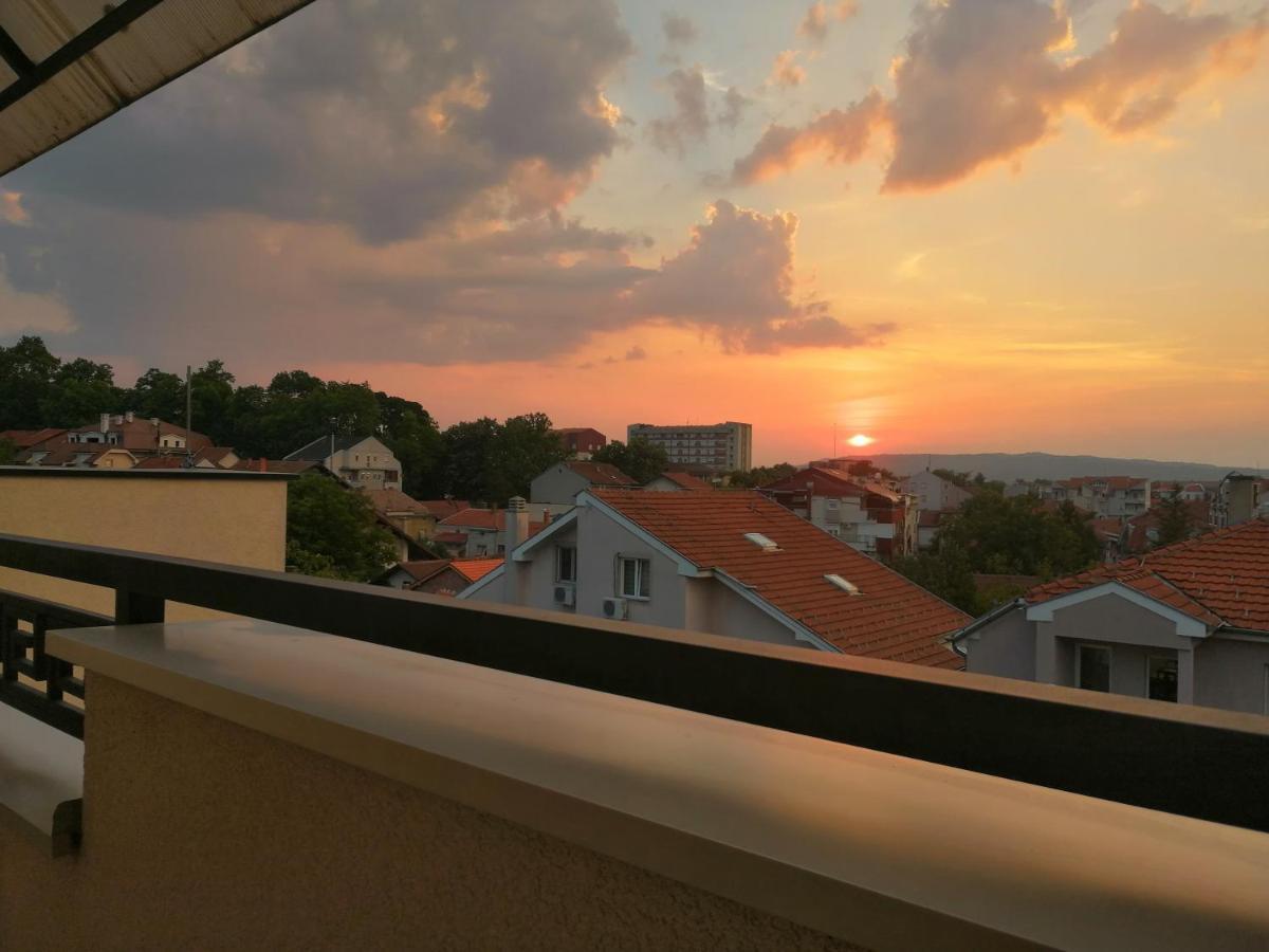 Apartman Mia Centar ครูเชวัซ ภายนอก รูปภาพ