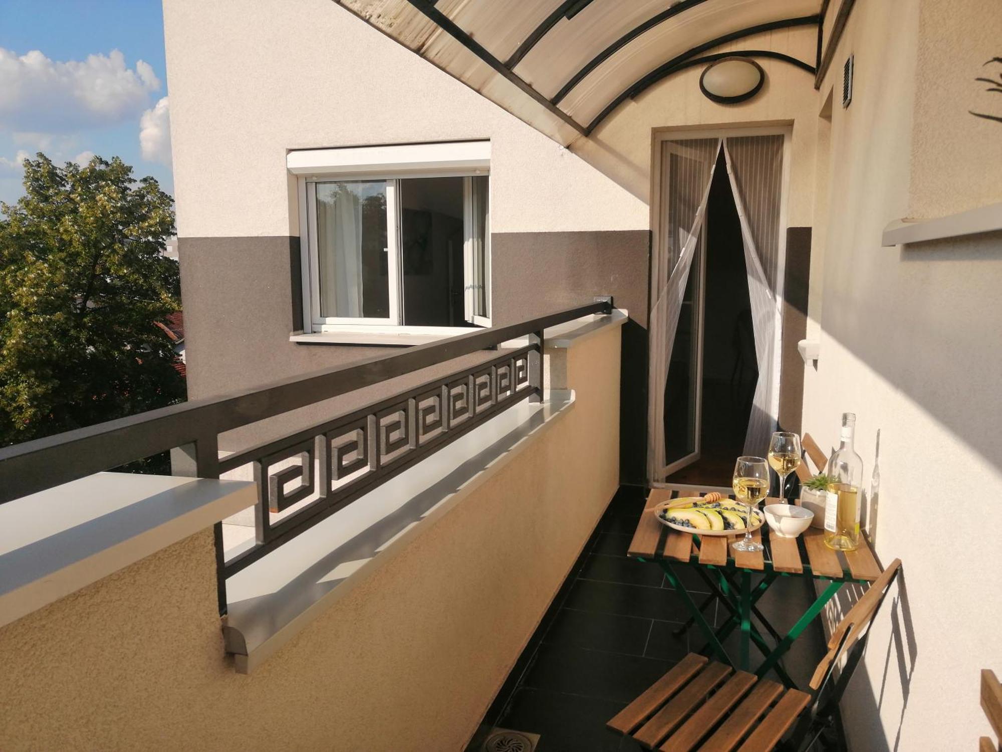 Apartman Mia Centar ครูเชวัซ ภายนอก รูปภาพ