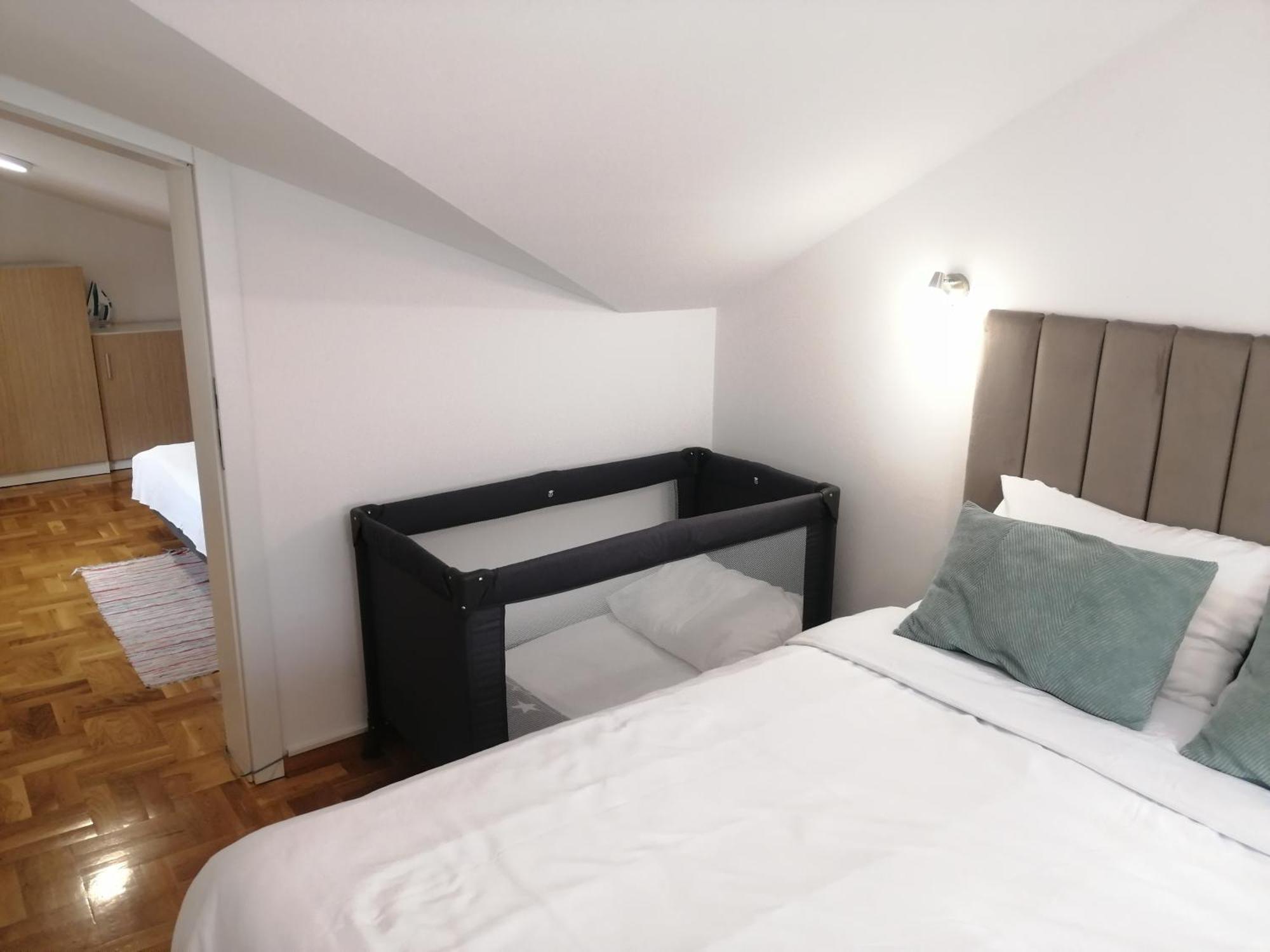 Apartman Mia Centar ครูเชวัซ ภายนอก รูปภาพ