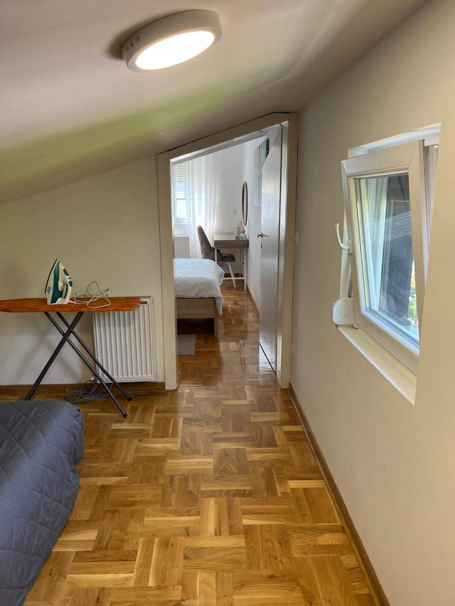 Apartman Mia Centar ครูเชวัซ ภายนอก รูปภาพ