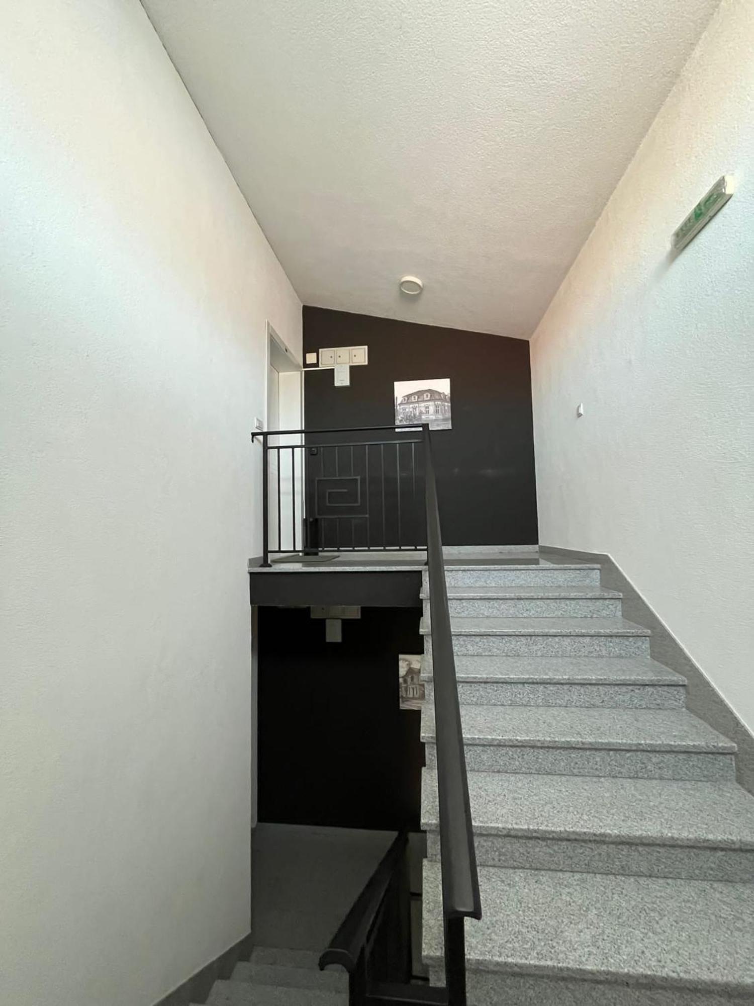 Apartman Mia Centar ครูเชวัซ ภายนอก รูปภาพ